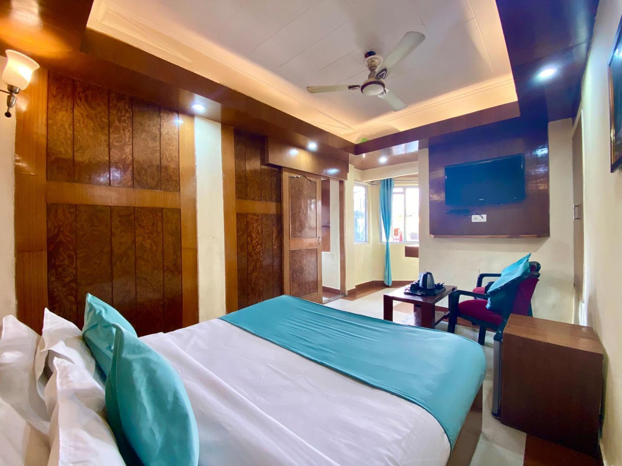 Riversun Hotel Mall Road Mussoorie Exterior photo